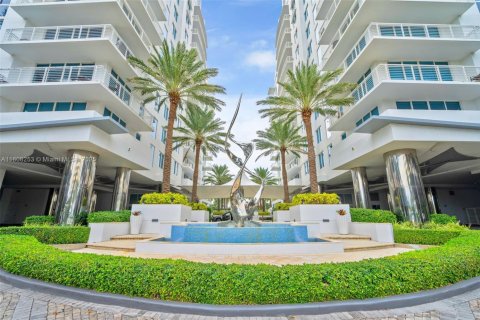 Condo in Fort Lauderdale, Florida, 2 bedrooms  № 1752185 - photo 26