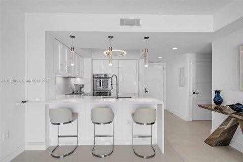Condo in Fort Lauderdale, Florida, 2 bedrooms  № 1752185 - photo 7