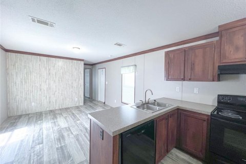 Apartamento en alquiler en Archer, Florida, 2 dormitorios, 67.63 m2 № 1787739 - foto 3