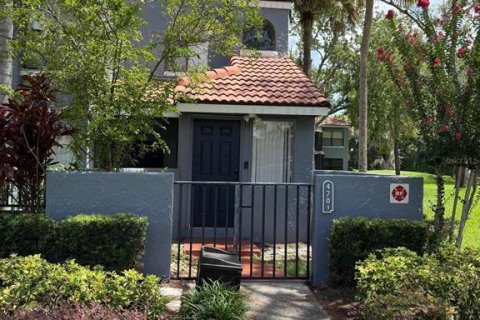 Copropriété à louer à Orlando, Floride: 2 chambres, 109.62 m2 № 1908416 - photo 1