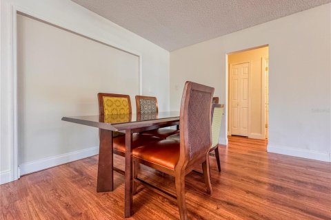Casa en venta en Winter Park, Florida, 4 dormitorios, 214.88 m2 № 1721473 - foto 10
