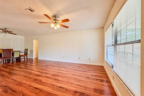 Casa en venta en Winter Park, Florida, 4 dormitorios, 214.88 m2 № 1721473 - foto 9