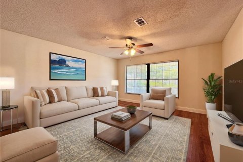 Casa en venta en Winter Park, Florida, 4 dormitorios, 214.88 m2 № 1721473 - foto 3