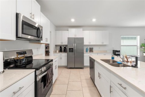 Villa ou maison à vendre à North Fort Myers, Floride: 5 chambres, 302.3 m2 № 2209092 - photo 8