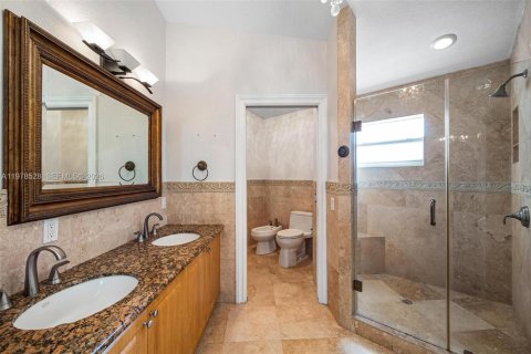 Casa en venta en Miami, Florida, 4 dormitorios, 191.38 m2 № 2044429 - foto 29