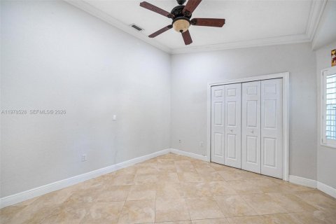 Casa en venta en Miami, Florida, 4 dormitorios, 191.38 m2 № 2044429 - foto 20