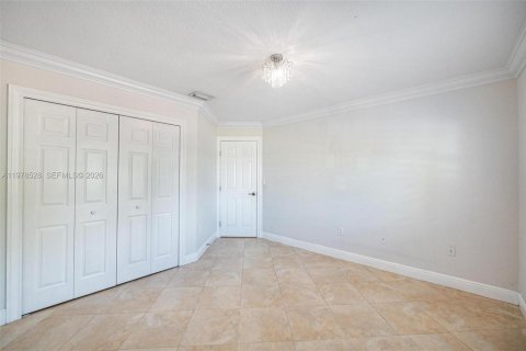 Casa en venta en Miami, Florida, 4 dormitorios, 191.38 m2 № 2044429 - foto 22