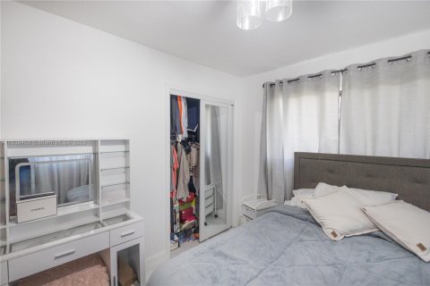 Casa en venta en Wilton Manors, Florida, 3 dormitorios, 144.93 m2 № 1823948 - foto 14