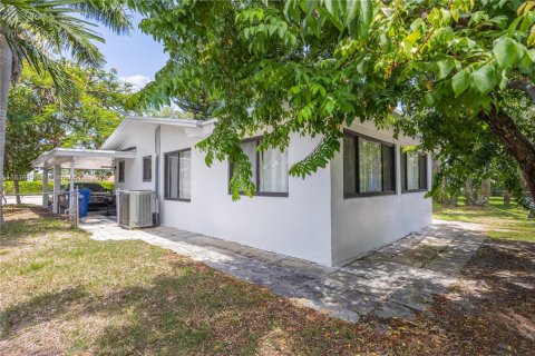 Casa en venta en Wilton Manors, Florida, 3 dormitorios, 144.93 m2 № 1823948 - foto 23