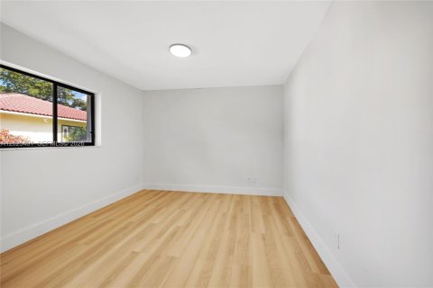 Villa ou maison à vendre à Coral Springs, Floride: 4 chambres, 203.83 m2 № 2180833 - photo 24