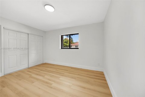 Villa ou maison à vendre à Coral Springs, Floride: 4 chambres, 203.83 m2 № 2180833 - photo 26