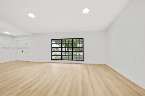 Villa ou maison à vendre à Coral Springs, Floride: 4 chambres, 203.83 m2 № 2180833 - photo 5