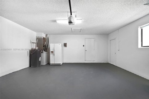 Villa ou maison à vendre à Coral Springs, Floride: 4 chambres, 203.83 m2 № 2180833 - photo 23