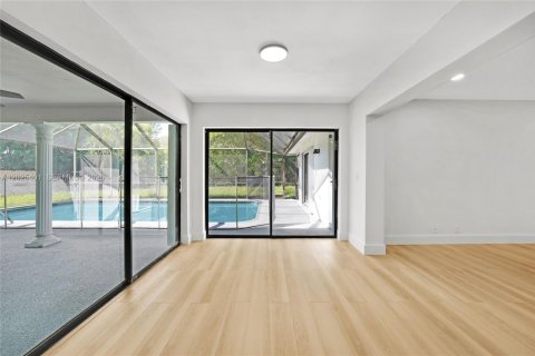 Villa ou maison à vendre à Coral Springs, Floride: 4 chambres, 203.83 m2 № 2180833 - photo 15
