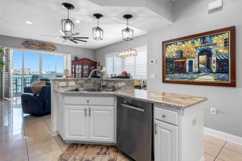 Touwnhouse à vendre à Clearwater, Floride: 3 chambres, 189.61 m2 № 1598108 - photo 10