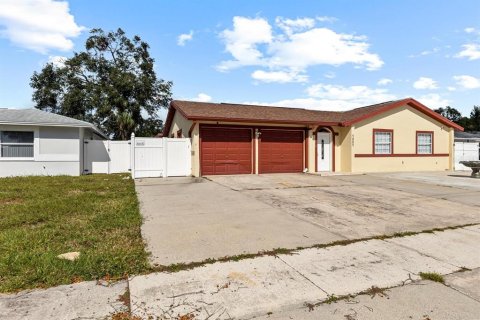 Casa en venta en Tampa, Florida, 6 dormitorios, 186.92 m2 № 1531776 - foto 4
