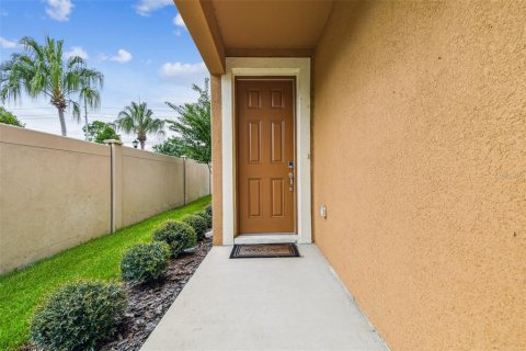 Touwnhouse à vendre à Lutz, Floride: 4 chambres, 243.22 m2 № 1910623 - photo 3