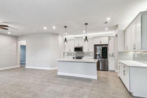 Touwnhouse à vendre à Lutz, Floride: 4 chambres, 243.22 m2 № 1910623 - photo 8