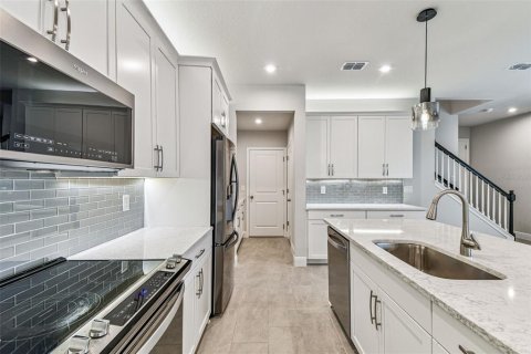 Touwnhouse à vendre à Lutz, Floride: 4 chambres, 243.22 m2 № 1910623 - photo 11