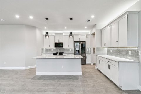 Touwnhouse à vendre à Lutz, Floride: 4 chambres, 243.22 m2 № 1910623 - photo 6