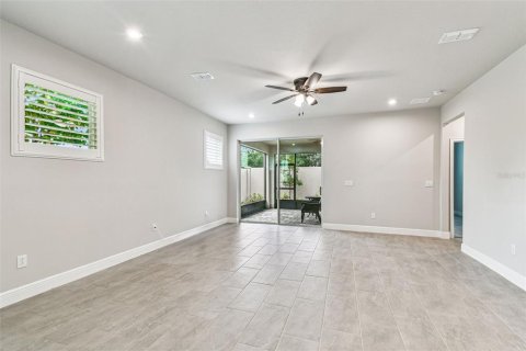 Touwnhouse à vendre à Lutz, Floride: 4 chambres, 243.22 m2 № 1910623 - photo 14