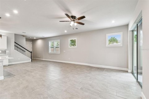 Touwnhouse à vendre à Lutz, Floride: 4 chambres, 243.22 m2 № 1910623 - photo 15
