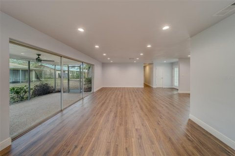 Casa en venta en Clearwater, Florida, 4 dormitorios, 166.57 m2 № 1532994 - foto 13