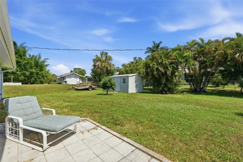House in Punta Gorda, Florida 3 bedrooms, 131.46 sq.m. № 2235761 - photo 29