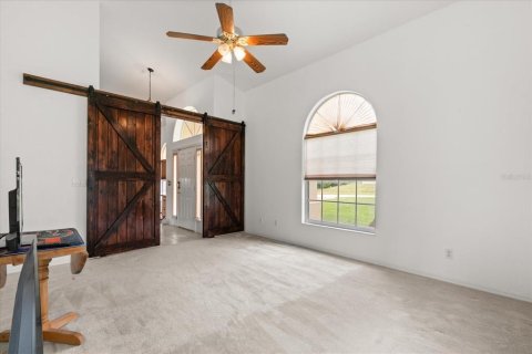 House in Clermont, Florida 4 bedrooms, 199.28 sq.m. № 1833130 - photo 18