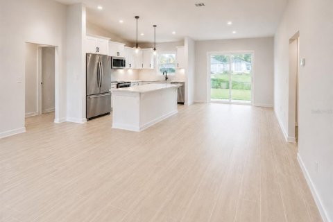 House in Dunnellon, Florida 3 bedrooms, 112.32 sq.m. № 2220903 - photo 8