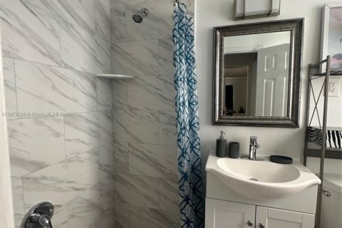 Купить коммерческую недвижимость в Халландейл-Бич, Флорида 97.18м2, № 2034276 - фото 20