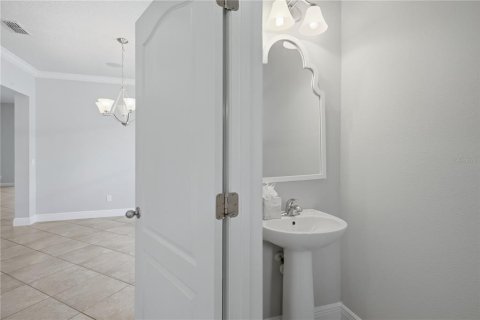 Villa ou maison à vendre à Orlando, Floride: 4 chambres, 244.7 m2 № 2232222 - photo 4