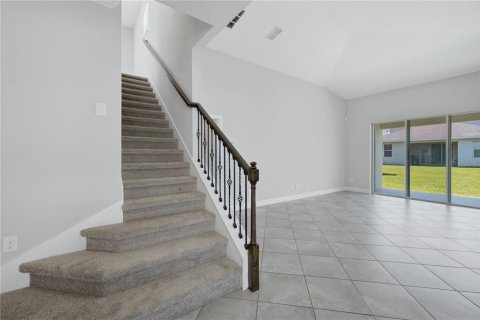 Villa ou maison à vendre à Orlando, Floride: 4 chambres, 244.7 m2 № 2232222 - photo 8