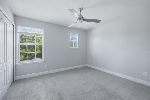 Villa ou maison à vendre à Orlando, Floride: 4 chambres, 244.7 m2 № 2232222 - photo 25