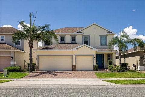 House in Orlando, Florida 4 bedrooms, 244.7 sq.m. № 2232222