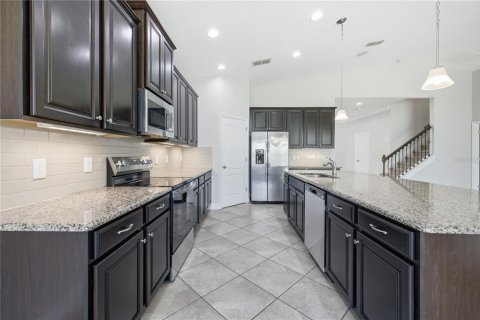 Villa ou maison à vendre à Orlando, Floride: 4 chambres, 244.7 m2 № 2232222 - photo 12