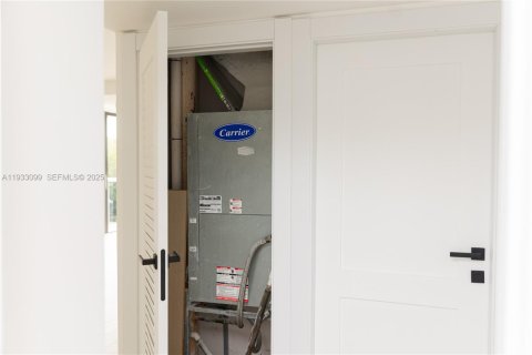 Купить кондоминиум в Авентура, Флорида 2 спальни, 106.19м2, № 1993084 - фото 25