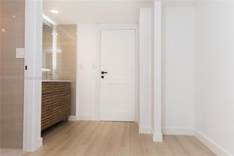 Купить кондоминиум в Авентура, Флорида 2 спальни, 106.19м2, № 1993084 - фото 14