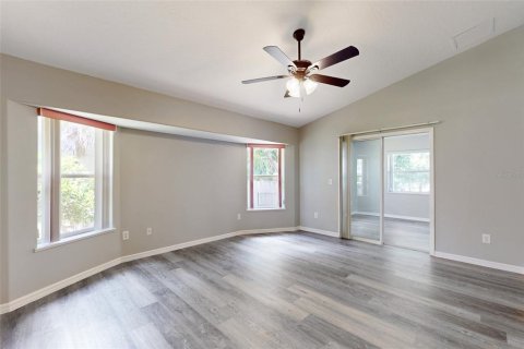 House in Sebastian, Florida 4 bedrooms, 228.63 sq.m. № 1907051 - photo 20