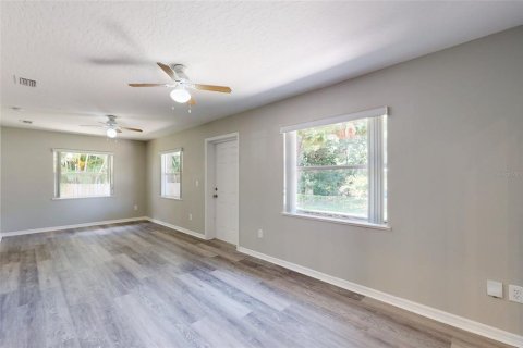 House in Sebastian, Florida 4 bedrooms, 228.63 sq.m. № 1907051 - photo 18