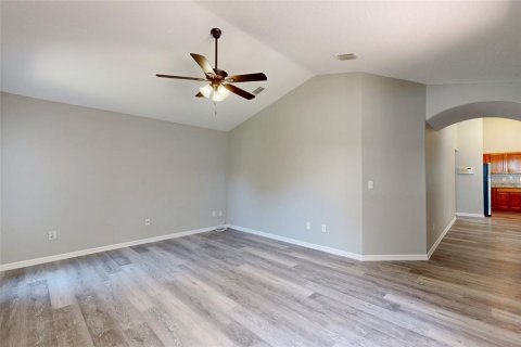 House in Sebastian, Florida 4 bedrooms, 228.63 sq.m. № 1907051 - photo 17