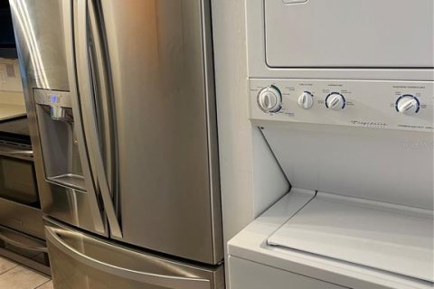 Condominio en venta en Orlando, Florida, 2 dormitorios, 101.26 m2 № 1771630 - foto 3