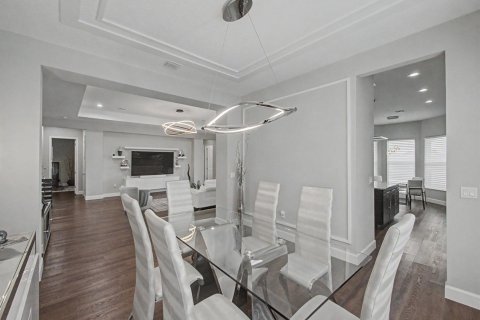 Villa ou maison à vendre à Port St. Lucie, Floride: 3 chambres, 288.74 m2 № 2262183 - photo 11