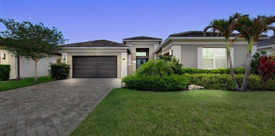 Villa ou maison à Port St. Lucie, Floride 3 chambres, 288.74 m2 № 2262183