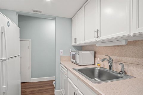 Condominio en venta en Ormond Beach, Florida, 2 dormitorios, 112.97 m2 № 2199389 - foto 10