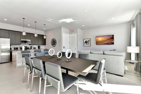 Condo in Four Corners, Florida, 3 bedrooms № 2139255 - photo 21