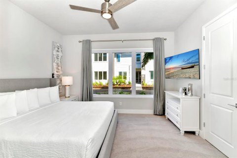 Condo in Four Corners, Florida, 3 bedrooms № 2139255 - photo 29