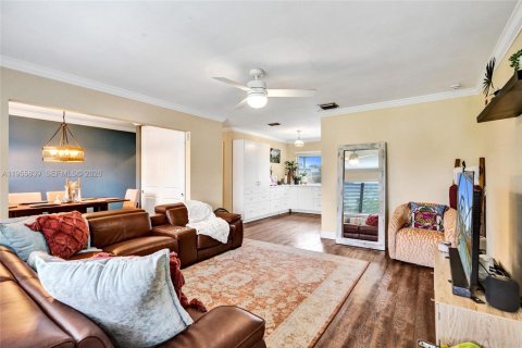 Casa en venta en Fort Lauderdale, Florida, 3 dormitorios, 129.23 m2 № 2011393 - foto 8