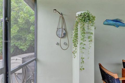 Casa en venta en Fort Lauderdale, Florida, 3 dormitorios, 129.23 m2 № 2011393 - foto 5