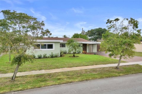 Casa en venta en Fort Lauderdale, Florida, 3 dormitorios, 129.23 m2 № 2011393 - foto 7